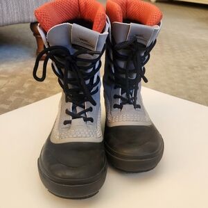 VANS STANDARD MTE BOOT (SAM TAXWOOD) GRAY/BLACK